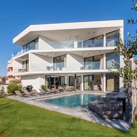 Villa Luxury Aruna *