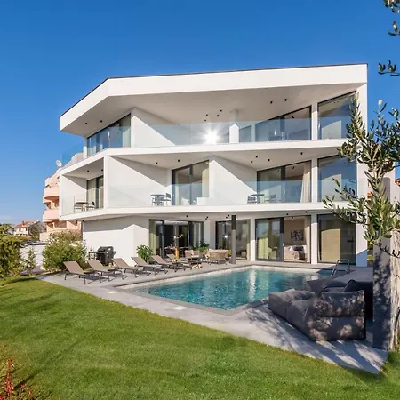 Luxury Aruna * Πούλα