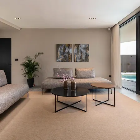 Villa Luxury Aruna *